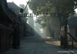 Muzeum Auschwitz - Birkenau Brama Arbeit Macht Frei