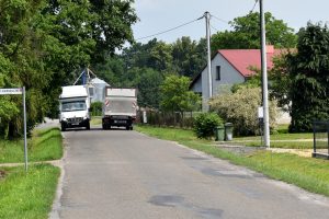 Droga powiatowa w Łowiczkach zostanie wreszcie zmodernizowana (film) powiat oswiecim pl l4